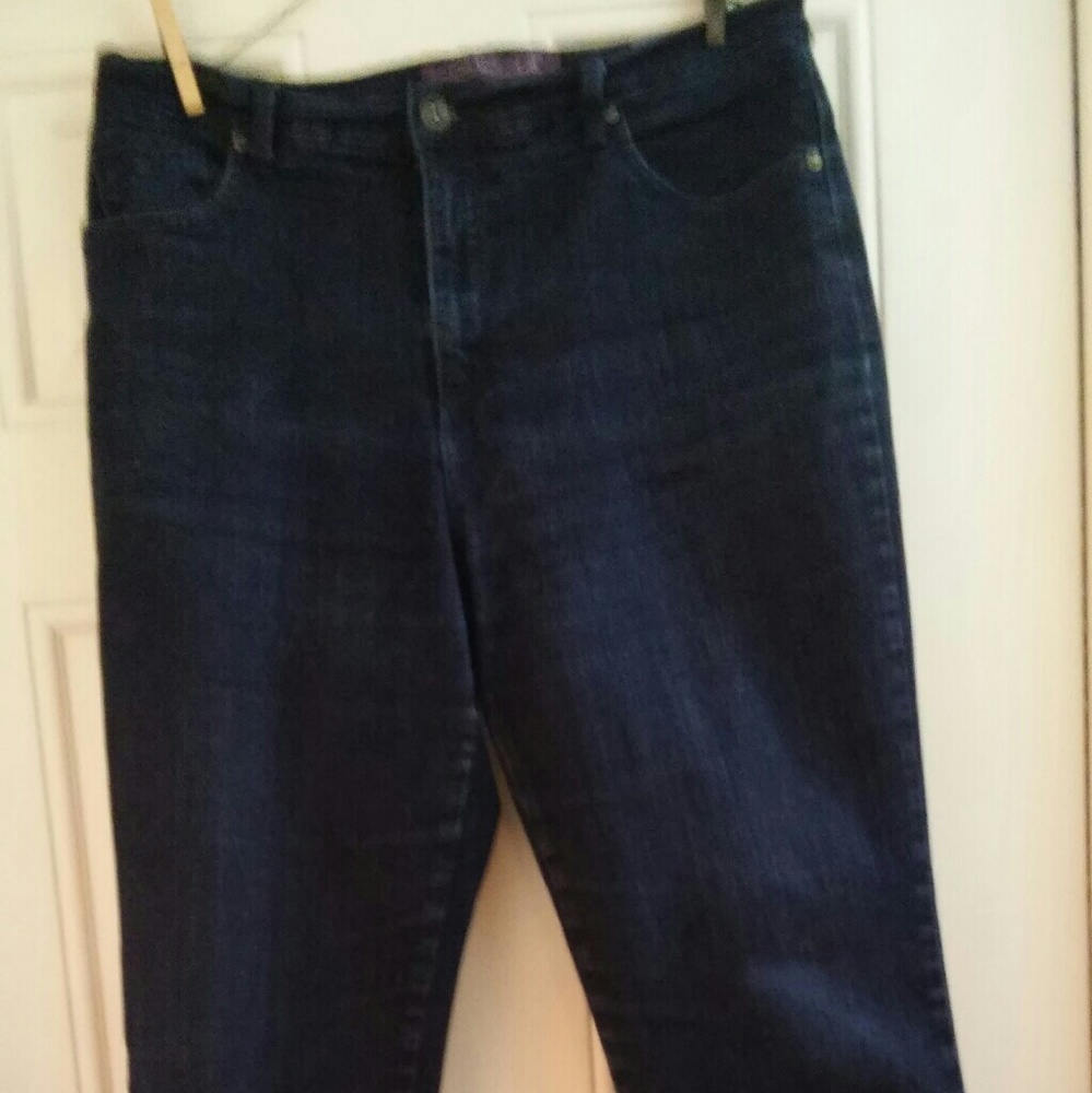 Gloria Vanderbilt "Amanda" jeans